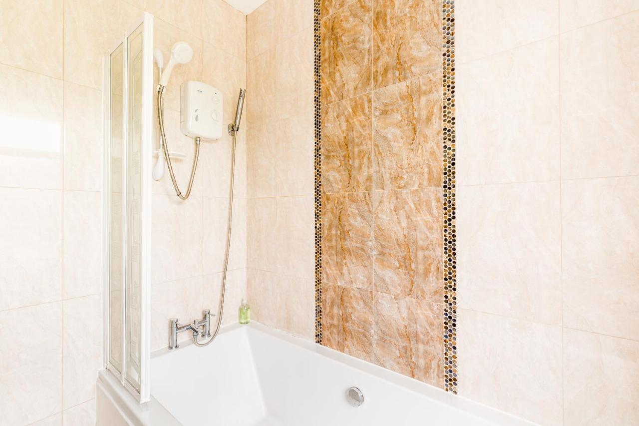 Beautiful 6 Bedroom House For 17 Guests Next To Edgbaston Stadium Birmingham Exteriér fotografie